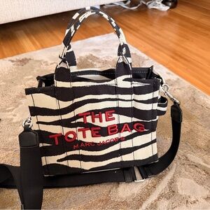MARC JACOBS The Zebra Canvas small Tote Bag -